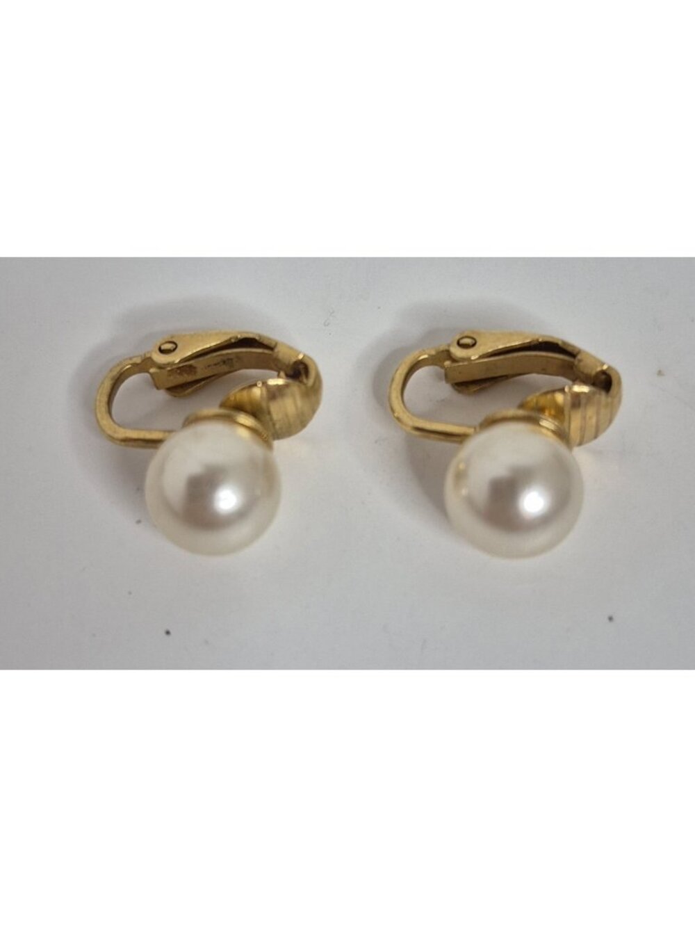 Vintage Faux Pearl Gold-Tone Clip-On Earrings .50"